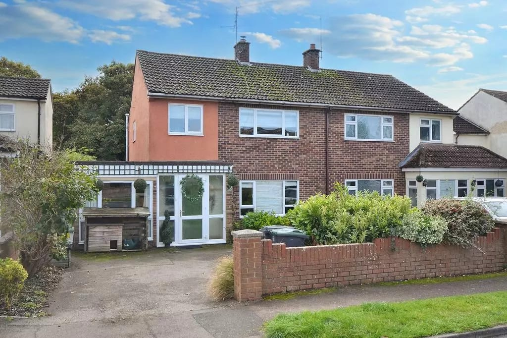 513 SW 3rd St, England, AR 72046